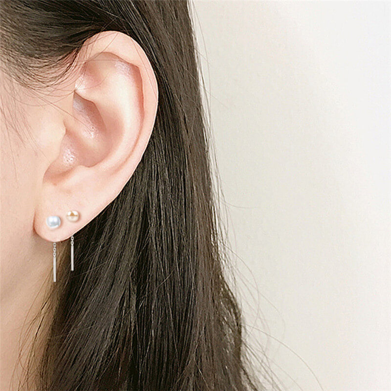 1.5" Silver Pearl Ear Thread