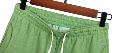 Running Shorts-Sporty running shorts with pocket-detail5